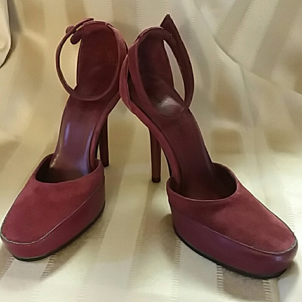 Red/Burg suede and leather size 5 never worn heels